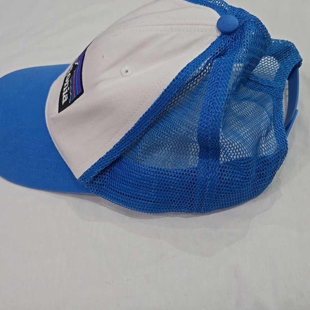 Patagonia Blue And White trucker hat - Picture 5 of 6